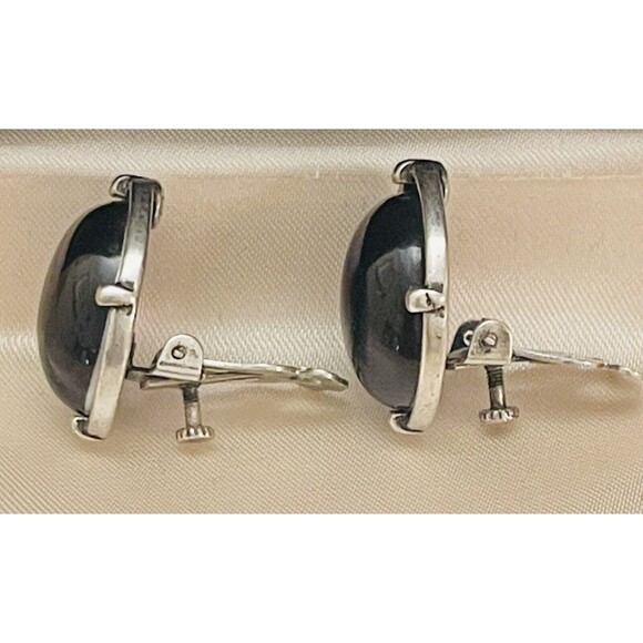 Liz Claiborn Clip Earrings Silver Tone Metal Gray Stone Adjustable Clip VTG 90th - Picture 2 of 10